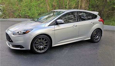 silver ford focus 2013