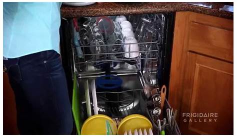30-Minute Quick Dishwasher Cycle from Frigidaire - YouTube