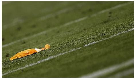 » How We’d Fix It: The NFL’s Penalty Flag Problem