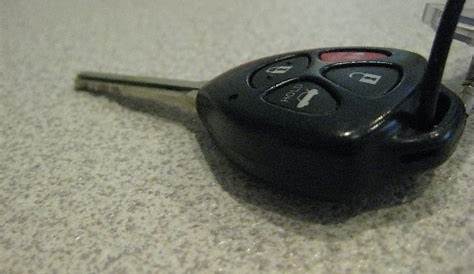 2015 toyota camry key fob battery type