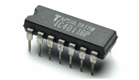 Integrated circuit 4011 TC4011BP for vintage synth