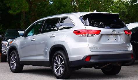 Pre-Owned 2019 Toyota Highlander XLE FWD 4D Sport Utility