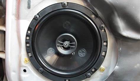 Marquette Client Gets Jeep Grand Cherokee Speaker Upgrade