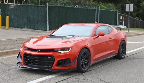 2019 Camaro ZL1 1LE Shows Updated Rear Fascia, Taillights | GM Authority