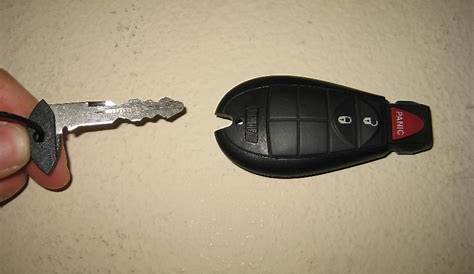 Dodge-Ram-1500-Key-Fob-Battery-Replacement-Guide-003