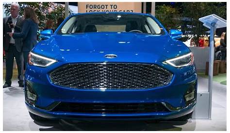 2019 Ford Fusion gets tech improvements, longer EV range - Roadshow