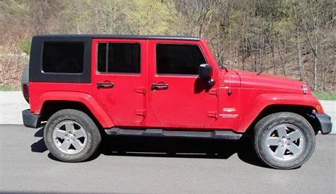 red jeep wrangler unlimited sahara