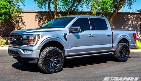 2021 Ford F-150 with 20" Fuel Blitz D675 in Gloss Black wheels | Wheel