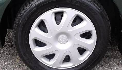 2001 Toyota Corolla LE Wheel Photo #37510974 | GTCarLot.com