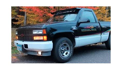 1993 Chevrolet Silverado Indy 500 Pace Truck Is Radically Retro | GM