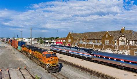 Amtrak CEO Inspects Southwest Chief Route Improvements in Three States - Amtrak Media