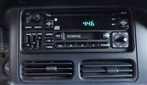 1997 Jeep Grand Cherokee Laredo 4x4 Audio System Photo #53516671