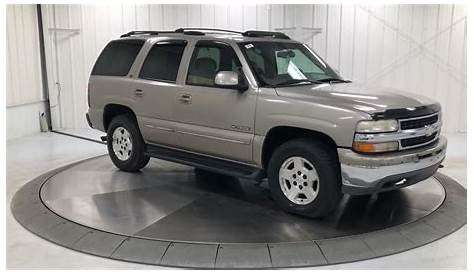 2004 chevy tahoe curb weight