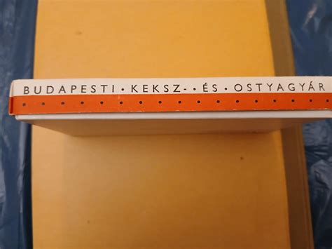 D0007 Budapest keksz és ostya gyár- RUMPRALINÉ doboz 60-70-es évek