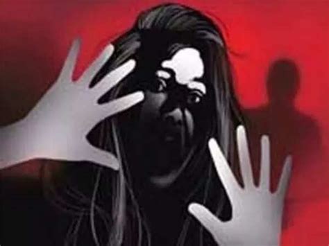Muzaffarpur minor girl critical after 'rape', 3 women held; accused on run