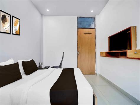 Collection O Gomti Nagar Near Amity - Villas for Rent in Lucknow, Uttar ...