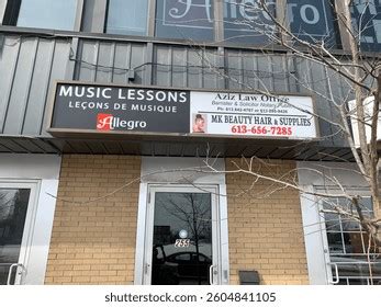 9 Portland Music Shop Street Royalty-Free Images, Stock Photos ...