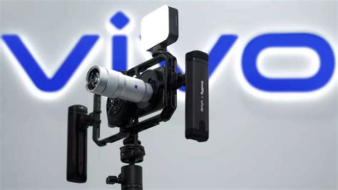 Vivo X300 Ultra with Zeiss telephoto extender Gen 2 Ultra showcased at ...