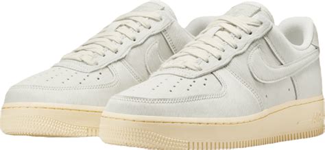 Nike Air Force 1 '07 Women's Shoes. Nike NL