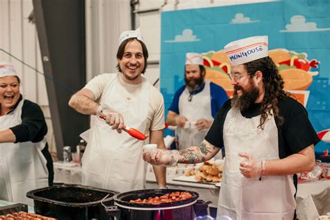 Hand In Hand Chili Cook Off Set