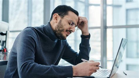 Applying to 100 jobs but no calls? You might be doomjobbing