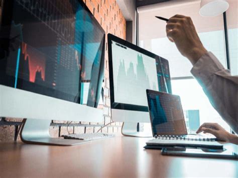 GIFT Nifty up 90 points; here's the trading setup for today's session