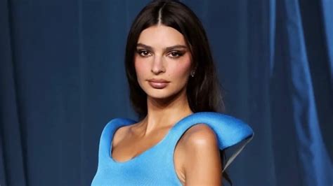 Emily Ratajkowski's Dating History: From Andrew Dryden To Harry Styles ...