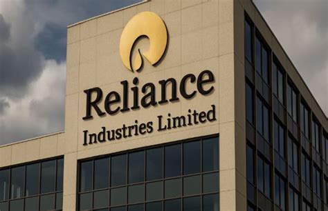 Reliance Industries Stock Price Crashed, Rs 62,385 Crore M-Cap Lost ...