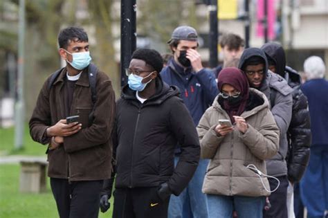 How has a meningitis outbreak happened despite there being a vaccine?