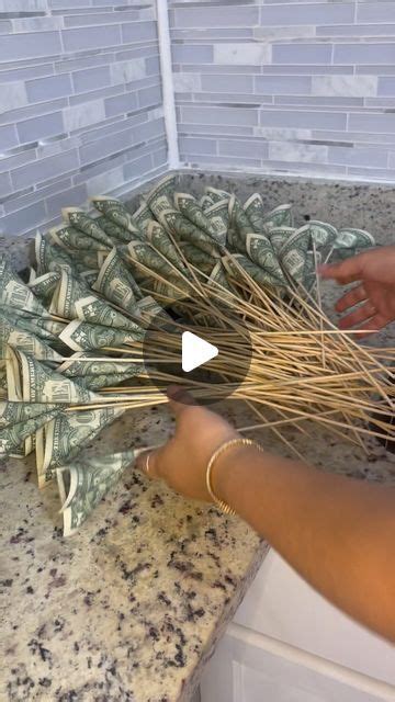 100 Dollar Bouquet How To Money Bouquet How To Fold Money For Bouquet 2 Dollar Bill Bouquet