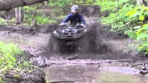 2008 Grizzly 700 Mudding With 27 Inch Maxxis Zillas Youtube