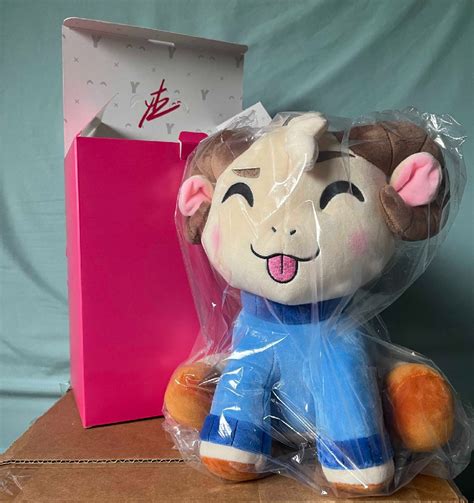 Jschlatt Tongue Out Ram Youtooz Plush Limited Edition In Hand For Sale