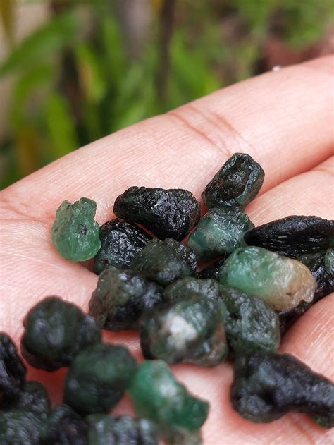 Natural Zambia Emerald Rough Raw Emerald 6 To 10 Mm Etsy