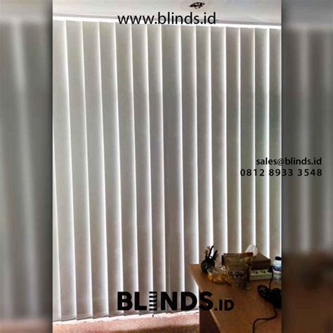 Vertical blinds vertical blinds adalah jenis tirai yang dirancang untuk menutup bidang jendela dari sinar matahari, mengatur intensitar cahaya dan sekaligus medekorasinya. Harga Tirai Untuk Jendela Kantor Untuk Project ...
