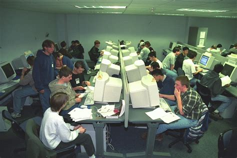 1999 Microsoft UMD Programming Contest Pictures Contest Underway