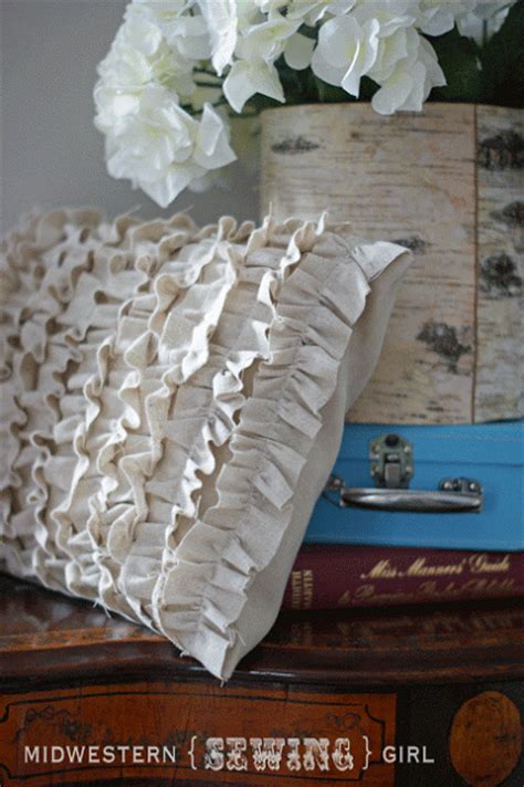 The Cutest Ruffled Pillow Ev Ah A Tutorial From Maggie At Midwestern