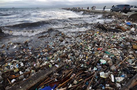 Indonesia To Declare Battle Against Marine Plastic Debris