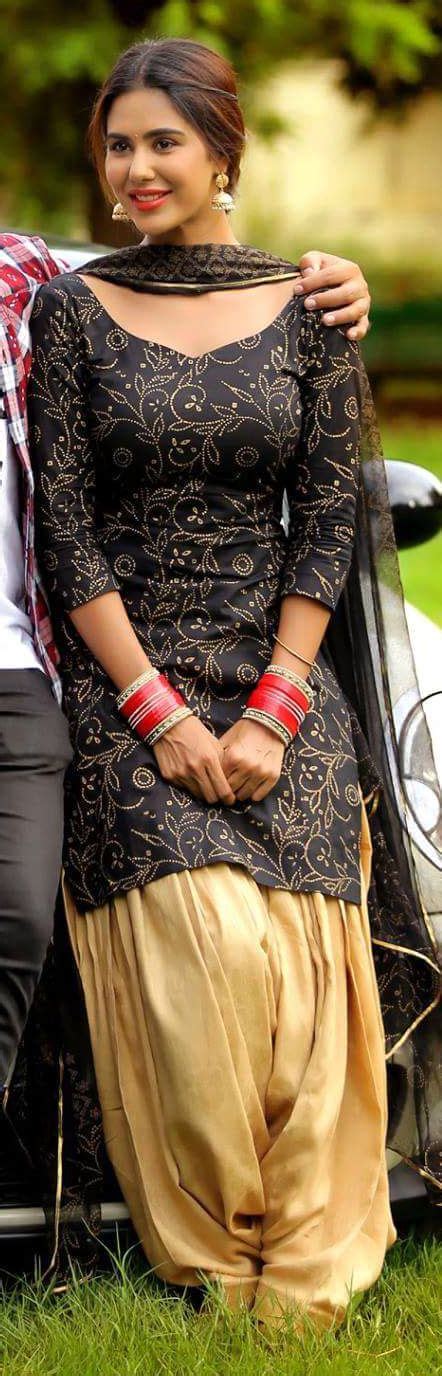 Sonam Bajwa  Punjabi Outfits Indian Fashion Dresses Indian Dresses