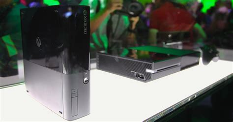 Hey Look Its The New Old Xbox 360 Next To The New Xbox