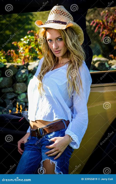 Beautiful Blonde Model In A Straw Cowbabe Hat Stock Image Image Of Cowbabe Female