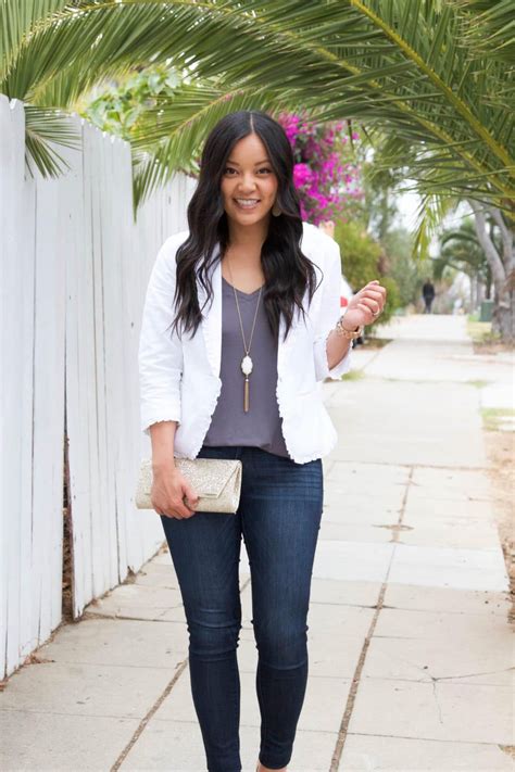 how-to-wear-a-white-blazer-outfits-for-an-office-or-date