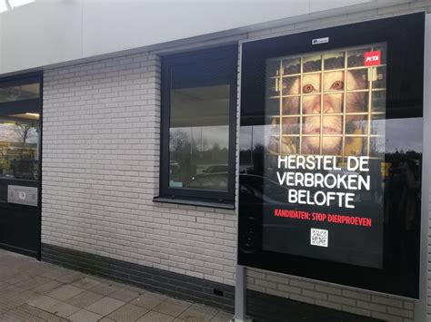 PETA Advertenties Dringen Er Bij Nederlandse Politici Op Aan Een Einde