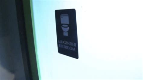 North Carolina Oks Anti Lgbt Bathroom Bill Video Business News