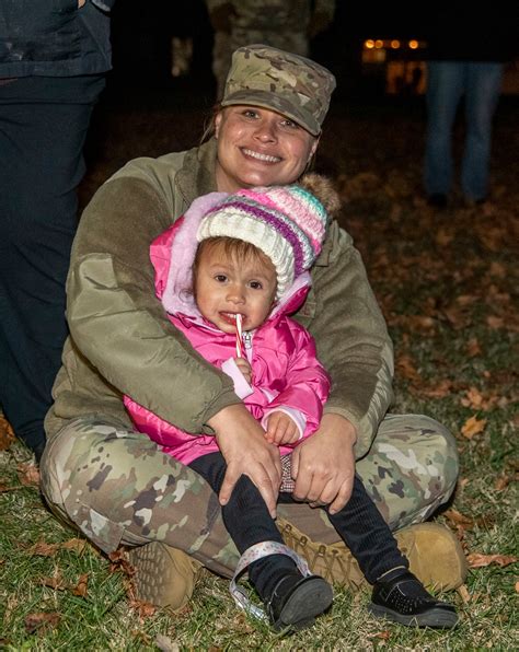 Dover Afb Lights Up The Holiday Season Dover Air Force Base News