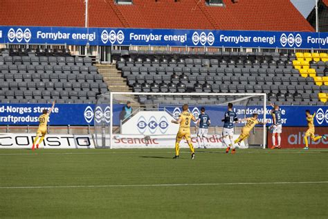 Fire av dem er i bodø, de bodø/glimt besøker disse klubbene et par ganger i året. Bildeserie fra Bodø/Glimt - Strømsgodset / Bodø/Glimt