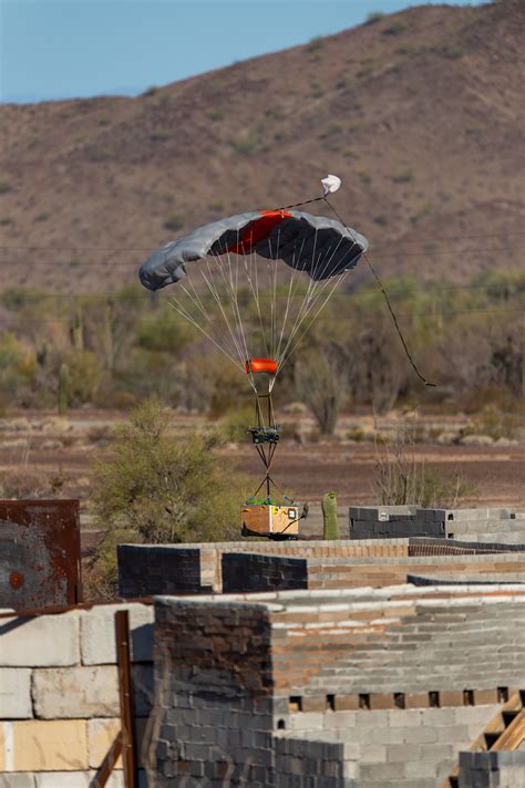 Airdrop technology demonstration wraps up at Army's Yuma ...
