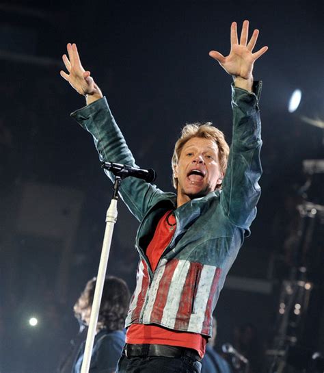 Jon Bon Jovi Photos Photos Bon Jovi Performs At The