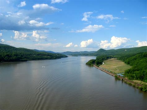 Filehudson River From Bear Mountain Bridge Wikipedia