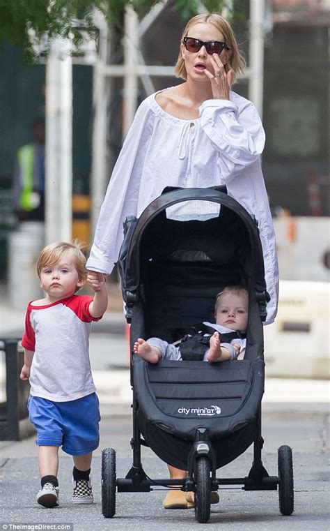 Lara Bingle Steps Out In Nyc With Sons Rocket And Racer Daily Mail Online