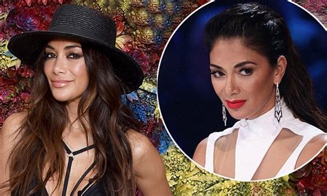 Nicole Scherzinger May Not Sign As X Factor Judge Daily Mail Online